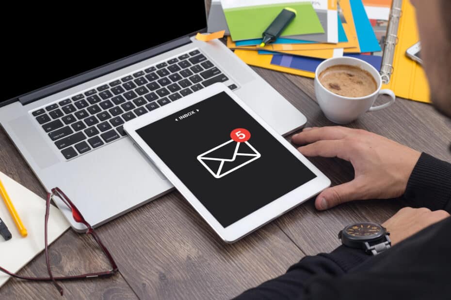 email content calendar